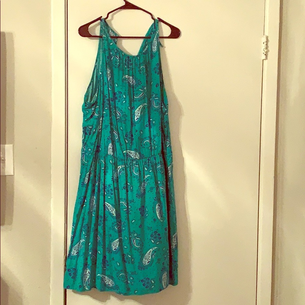 Old Navy dress gently worn in good condition